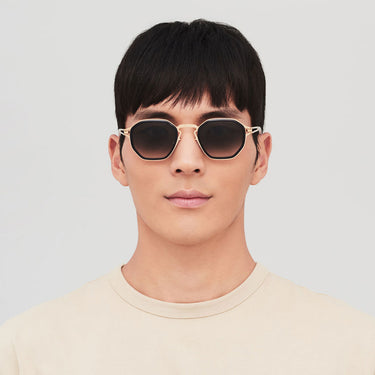 Mykita Occhiali da Sole Gia C768 Oro/Nero Sfumato Unisex