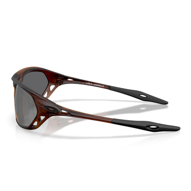 Oakley Occhiali da Sole OO9537 953704 Cage Jacket Rootbeer Opaco Prizm Black Unisex 4