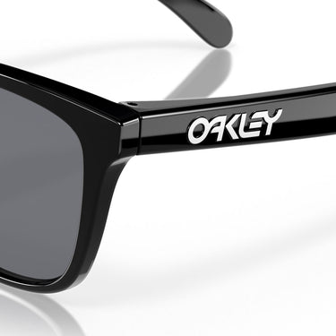 Oakley Occhiali da Sole OO9013 24-306 Frogskins Nero Lucido/Grigio Unisex 7