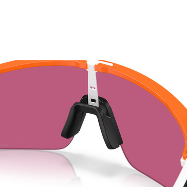 Oakley Occhiali da Sole OO9463 9463B3 Sutro Lite Atomic Orange Opaco Prizm Field Unisex  7
