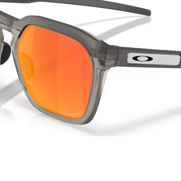 Oakley Occhiali da Sole OO9555 955506 HSTN SQ 2.0 Grigio Fumo Opaco Prizm Ruby Unisex Polarizzati  5