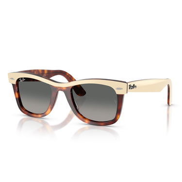 Ray-Ban Occhiali da Sole RB2240 144371 Wayfarer Beige Su Marrone/Grigio Sfumato Unisex 2