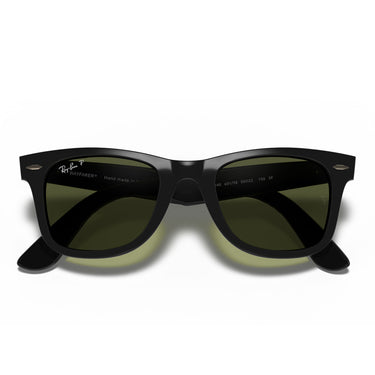 Ray-Ban Occhiali da Sole RB4340 601/58 Wayfarer Ease Nero/Verde G-15 Unisex Polarizzati